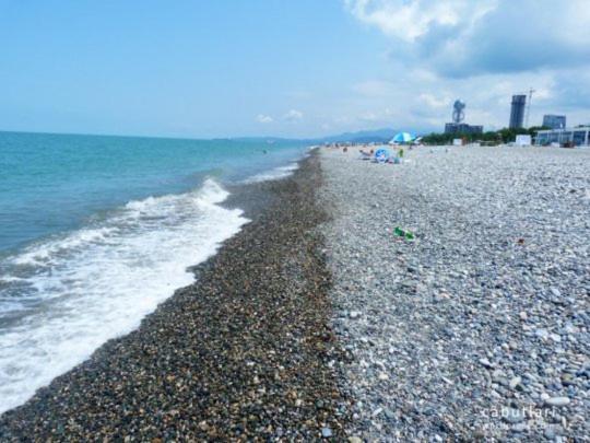 Apartment On Khimshiashvili 11A Batumi Esterno foto