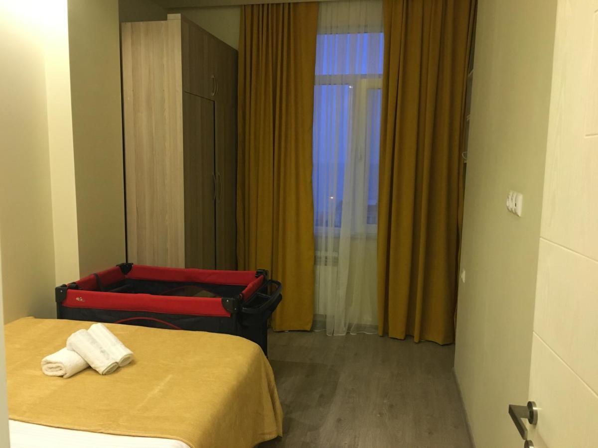 Apartment On Khimshiashvili 11A Batumi Esterno foto