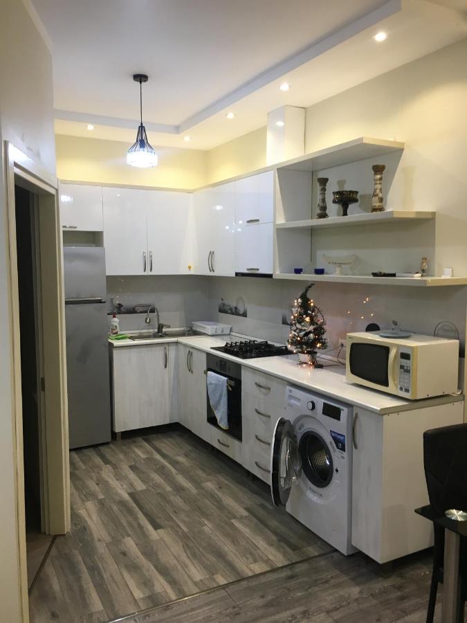 Apartment On Khimshiashvili 11A Batumi Esterno foto